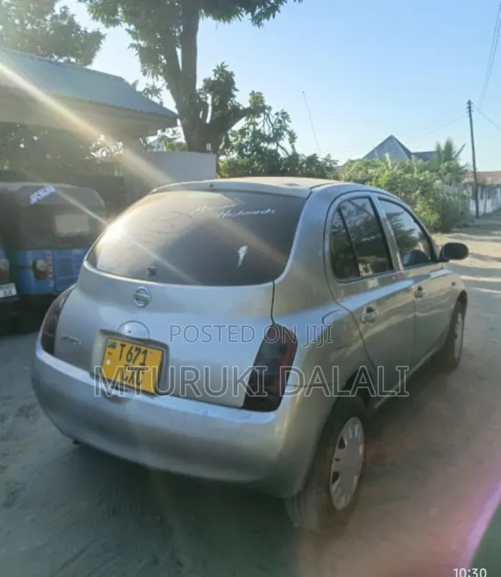 Nissan March 2013 Silver