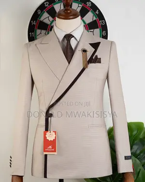 Tandaza Suit