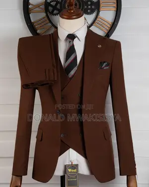 Manalone Suit