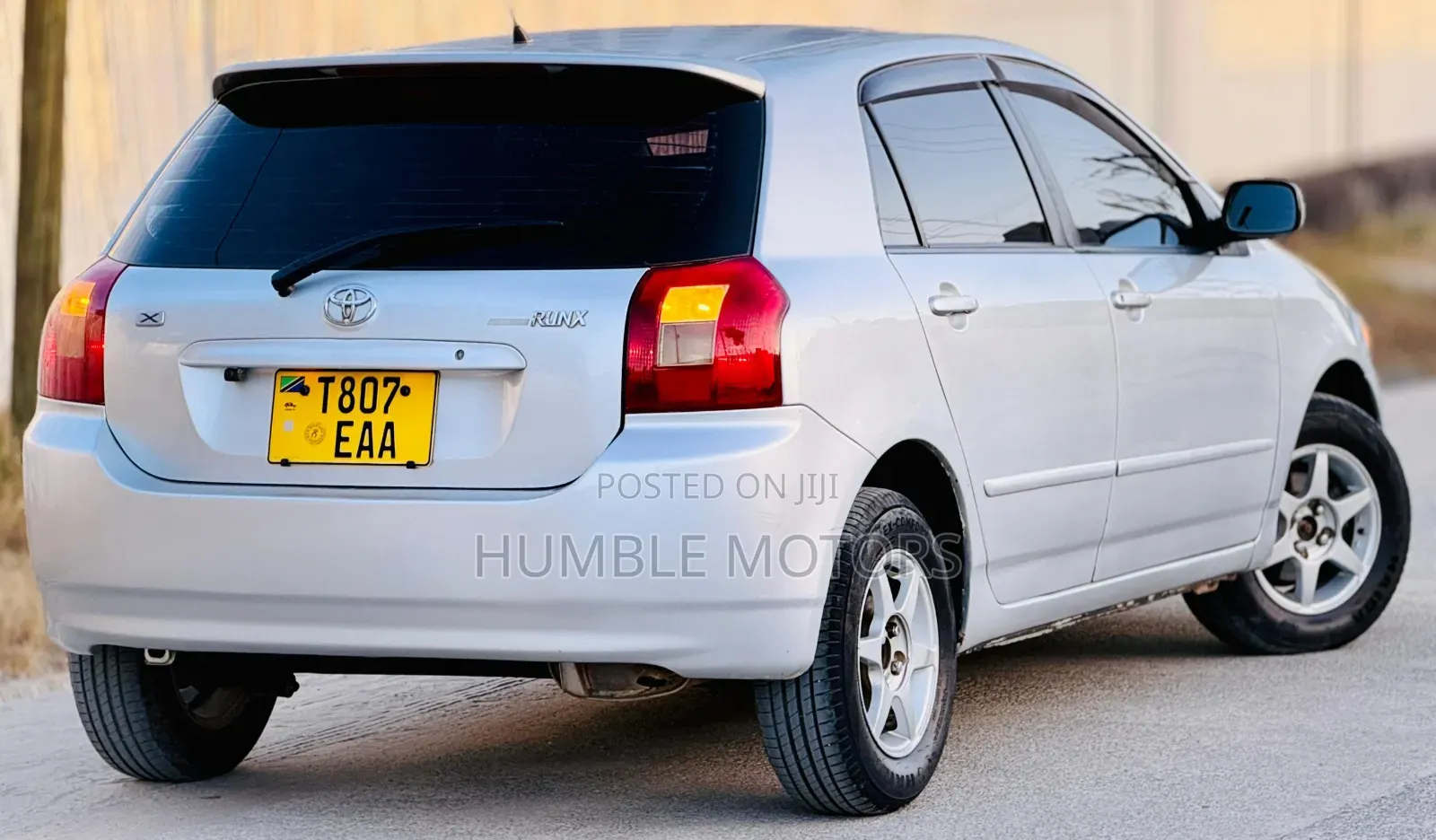 Toyota Corolla RunX 2002 Silver