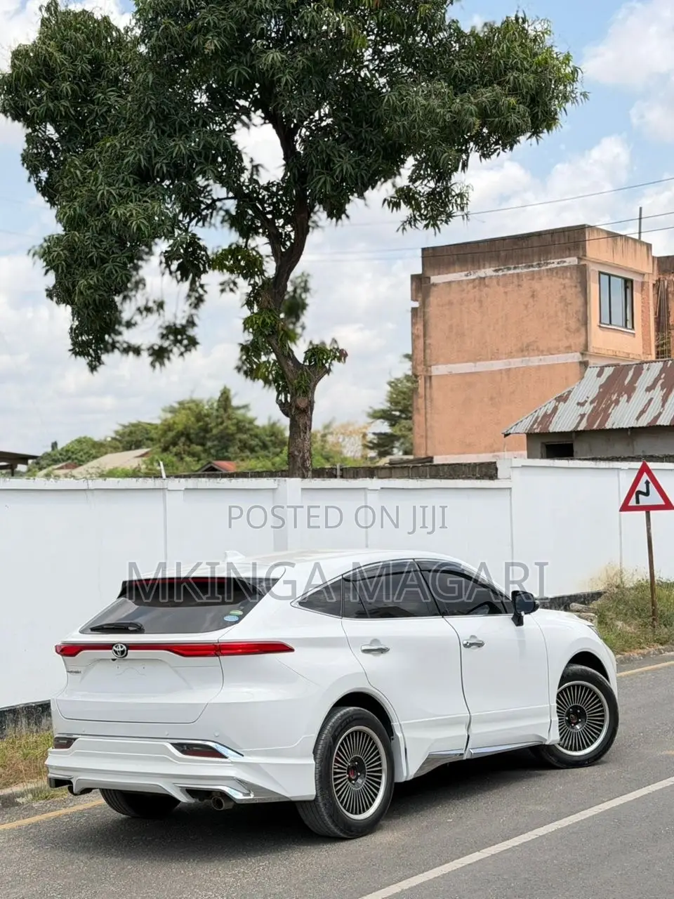 Toyota Harrier 2021 White