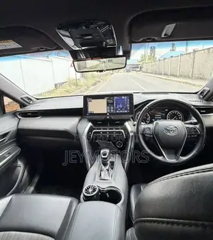 Toyota Harrier 2021 White