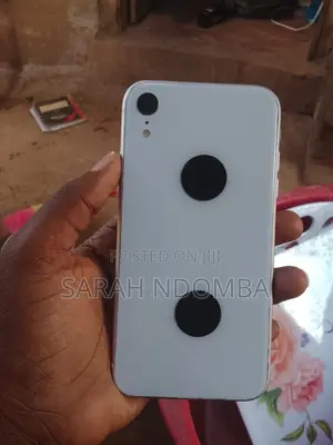 Apple iPhone XR 128 GB White