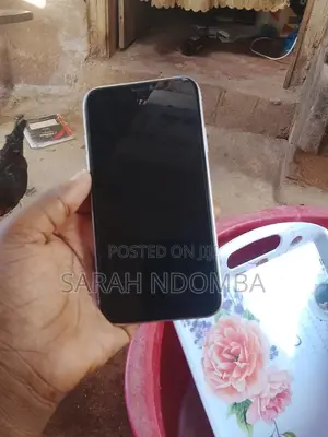 Apple iPhone XR 128 GB White