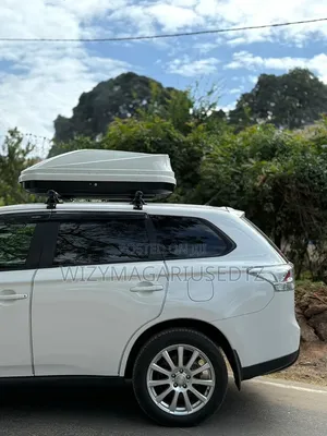 Mitsubishi Outlander 2013 Yellow