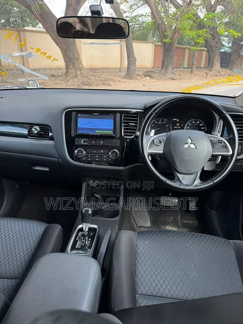 Mitsubishi Outlander 2013 Yellow