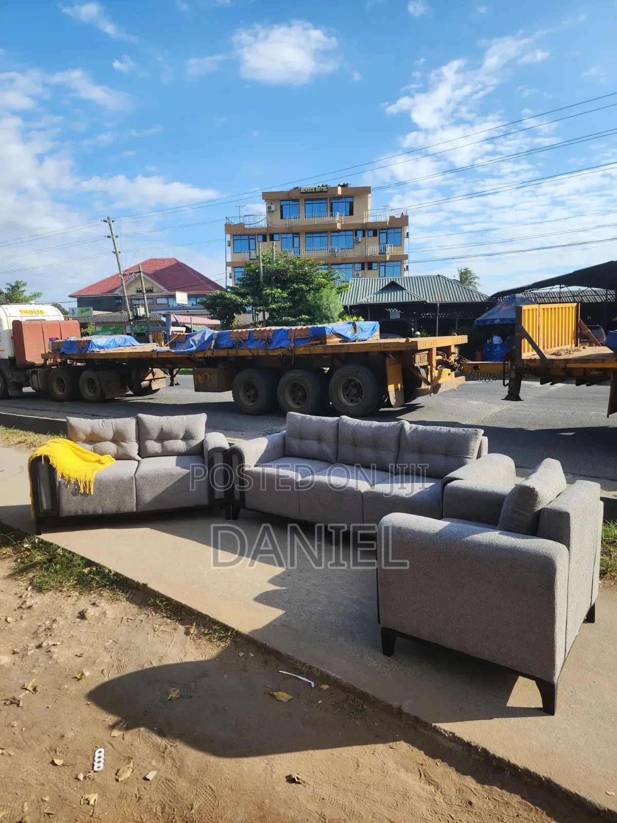 Sofa Set Ya 3:2:1 Rangi Zote Zinapatikana
