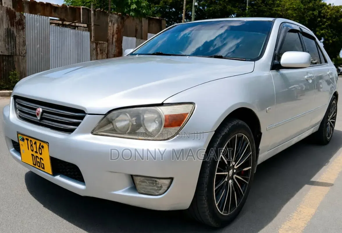 Toyota Altezza 2004 Silver
