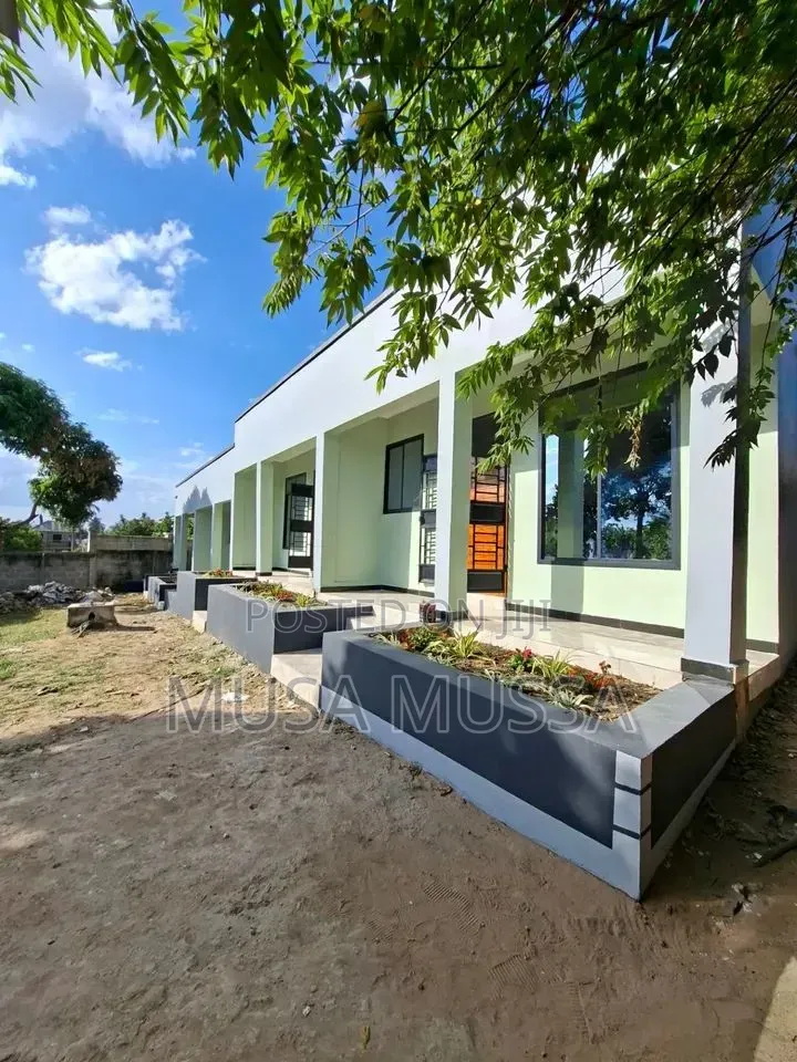 1bdrm House in Tabata for rent