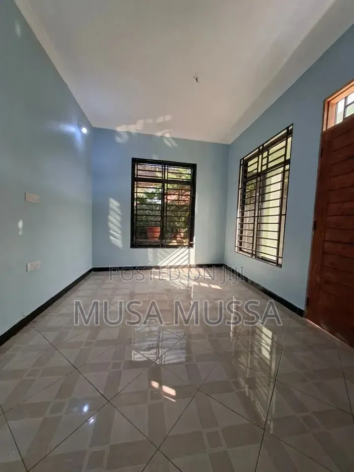 1bdrm House in Tabata for rent