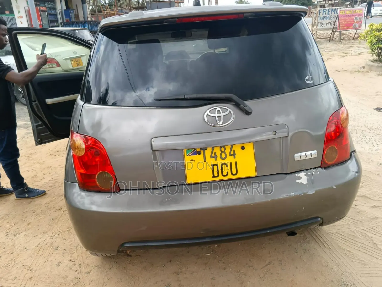 Toyota IST 2004 Gray