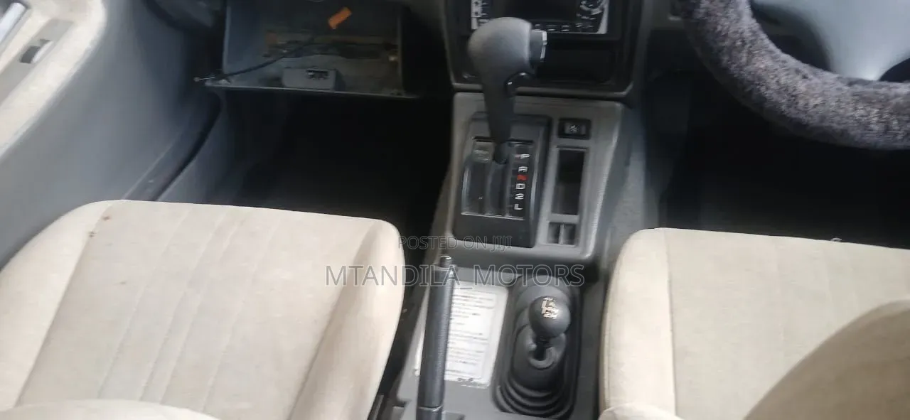 Suzuki Escudo 1995 Black