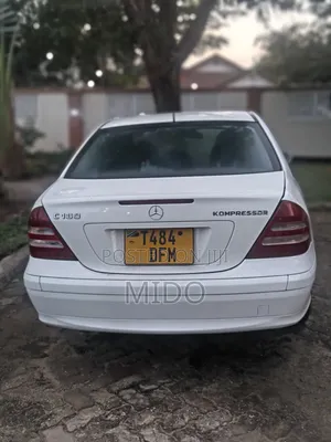 Mercedes-Benz C-Class C 180 Kompressor (S203) 2006 White