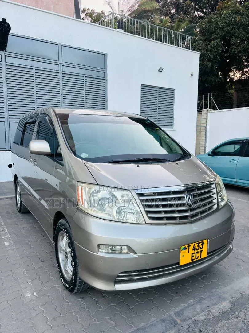 Toyota Alphard 2005 Silver