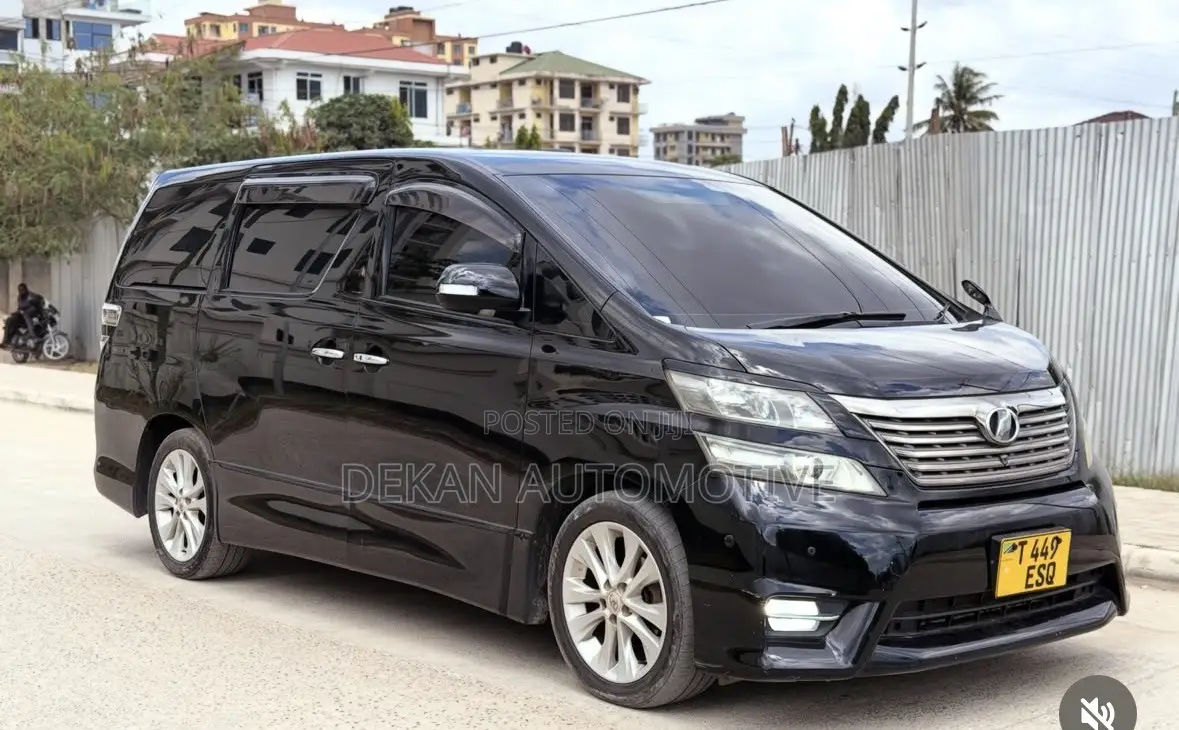 Toyota Vellfire V 2.4 4WD 7-Seater 2011 Black