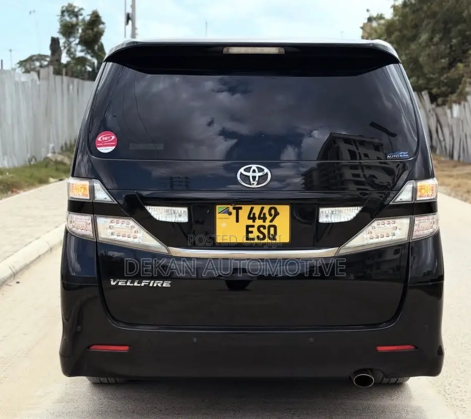 Toyota Vellfire V 2.4 4WD 7-Seater 2011 Black
