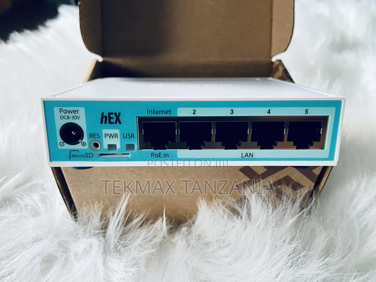 MikroTik hEX RB750Gr3