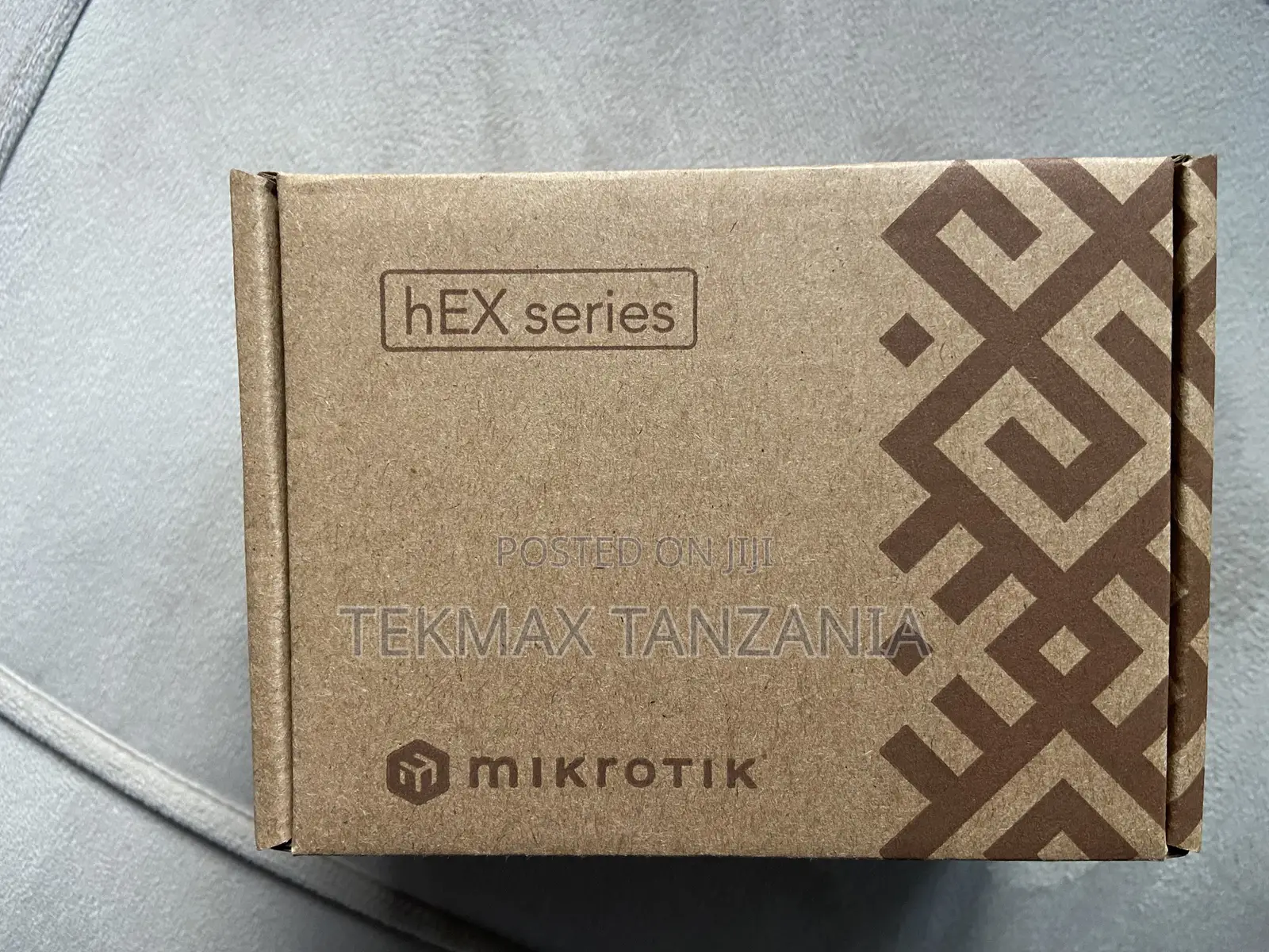 MikroTik hEX RB750Gr3