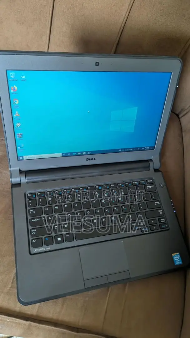 Laptop Dell Latitude 3340 4GB Intel Core i3 HDD 500GB