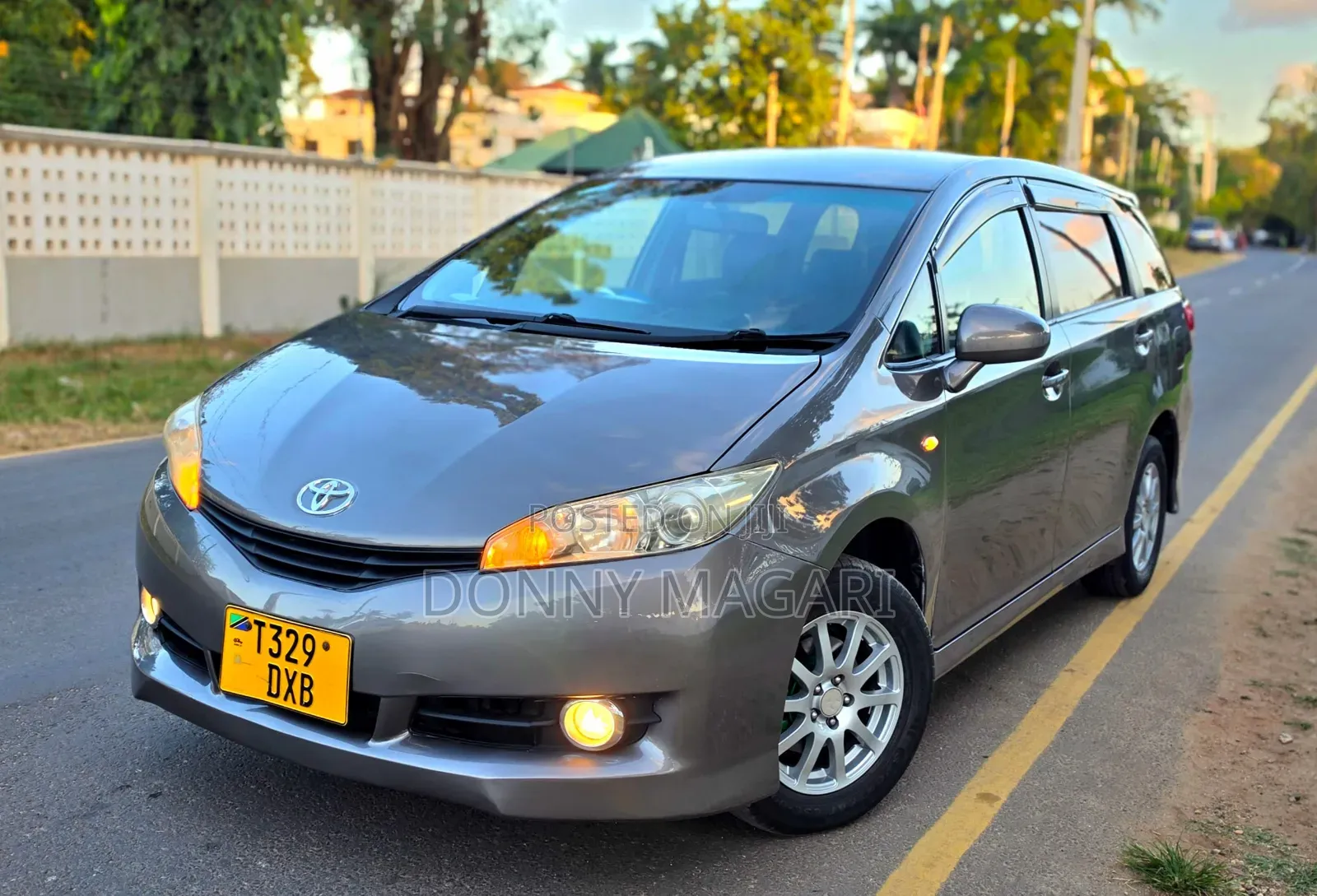 Toyota Wish 2012 Gray