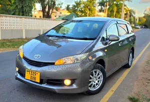 Toyota Wish 2012 Gray