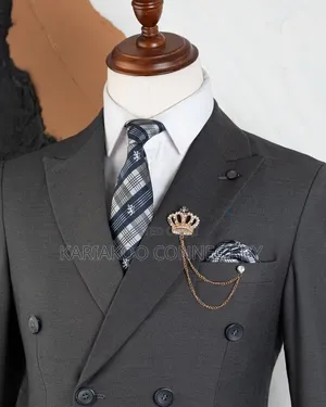 Men's Executive Dark Grey Double-Breasted Suit✨