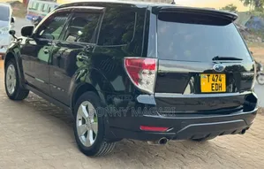 Subaru Forester 2010 Black