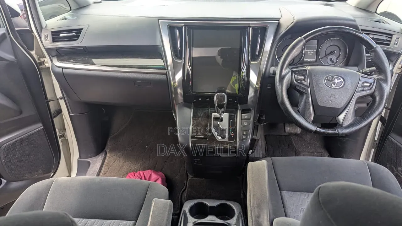 Toyota Vellfire 2015 White