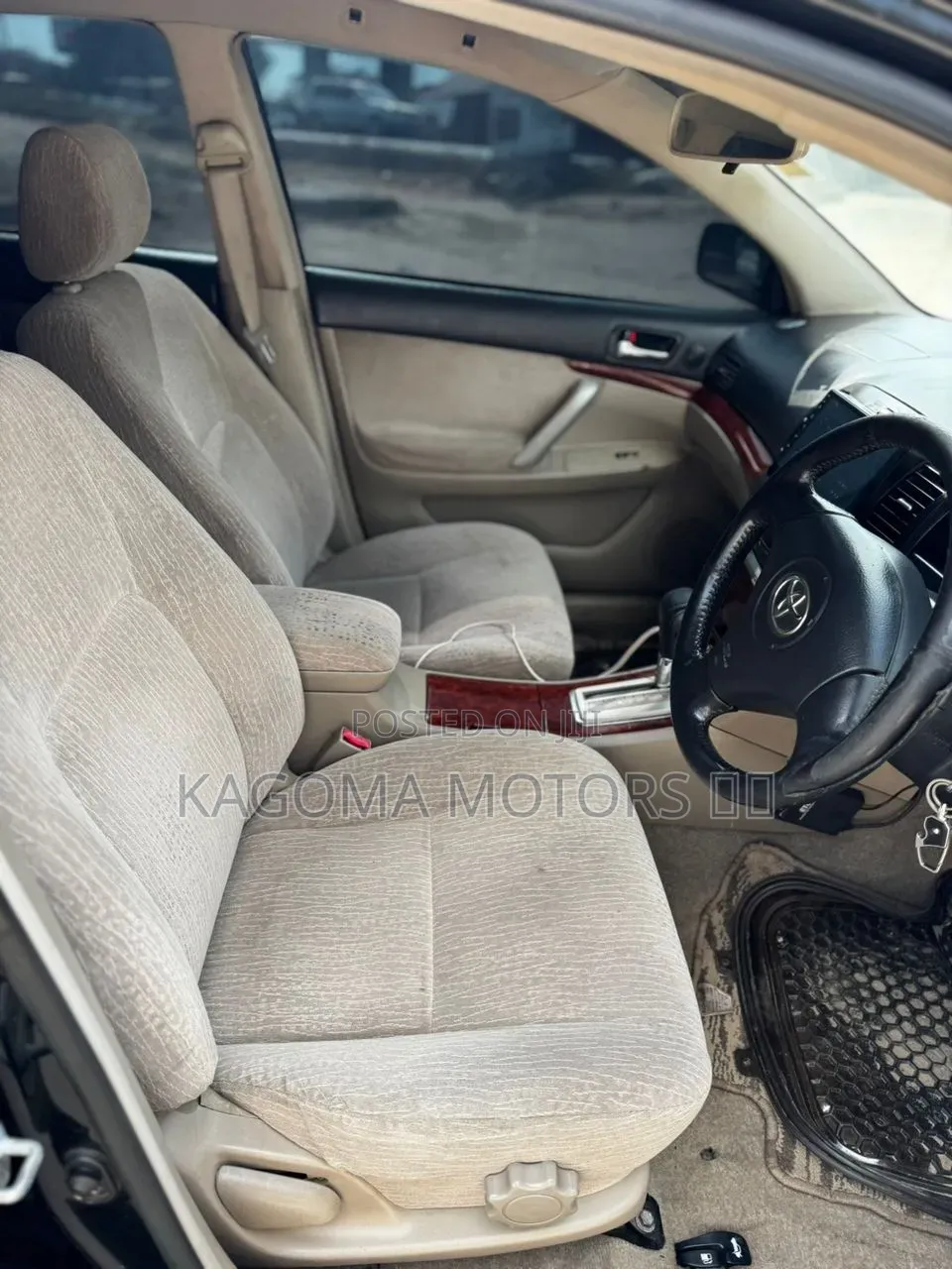 Toyota Premio 2004 Black
