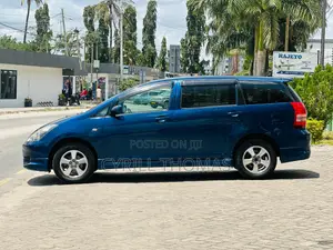 Toyota Wish 2005 Blue