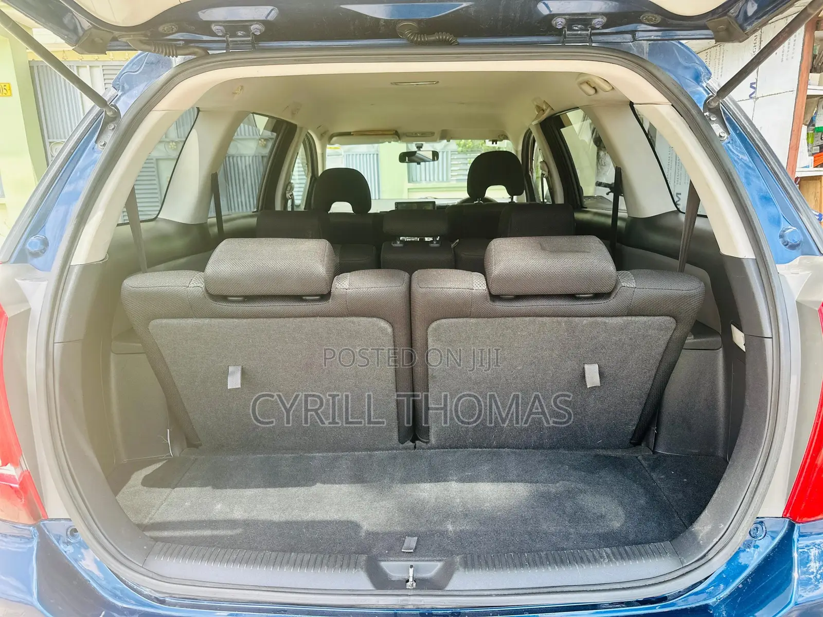Toyota Wish 2005 Blue