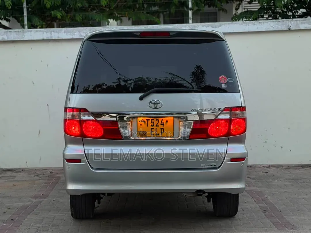 Toyota Alphard 2004 Silver