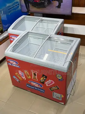Mr Uk Showcase Freezer 285l