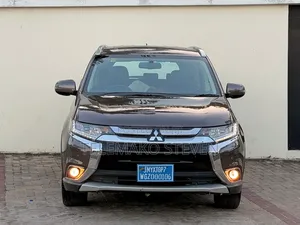 Mitsubishi Outlander 2015 Gray
