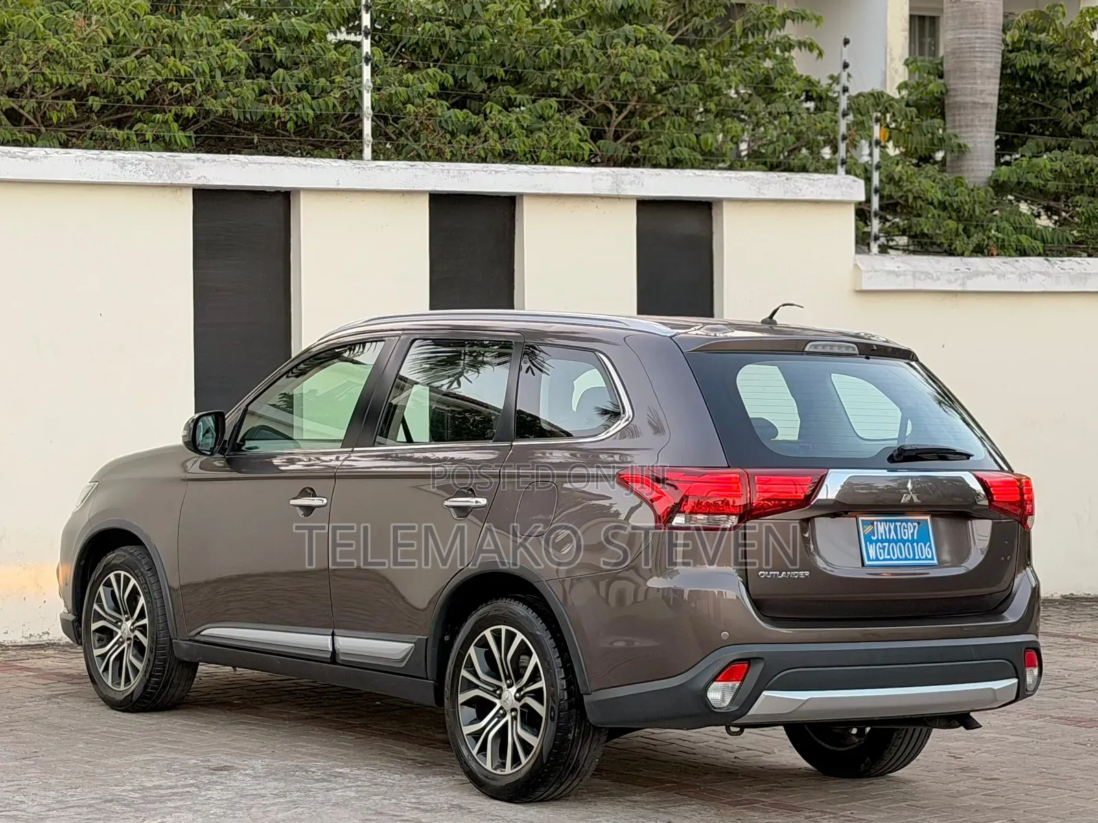 Mitsubishi Outlander 2015 Gray