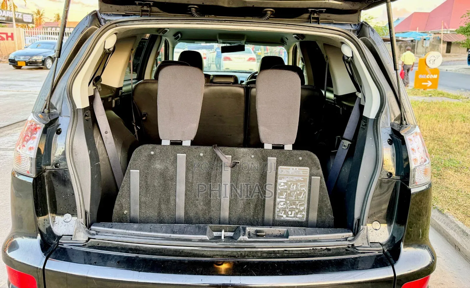 Mitsubishi Outlander 2011 Black