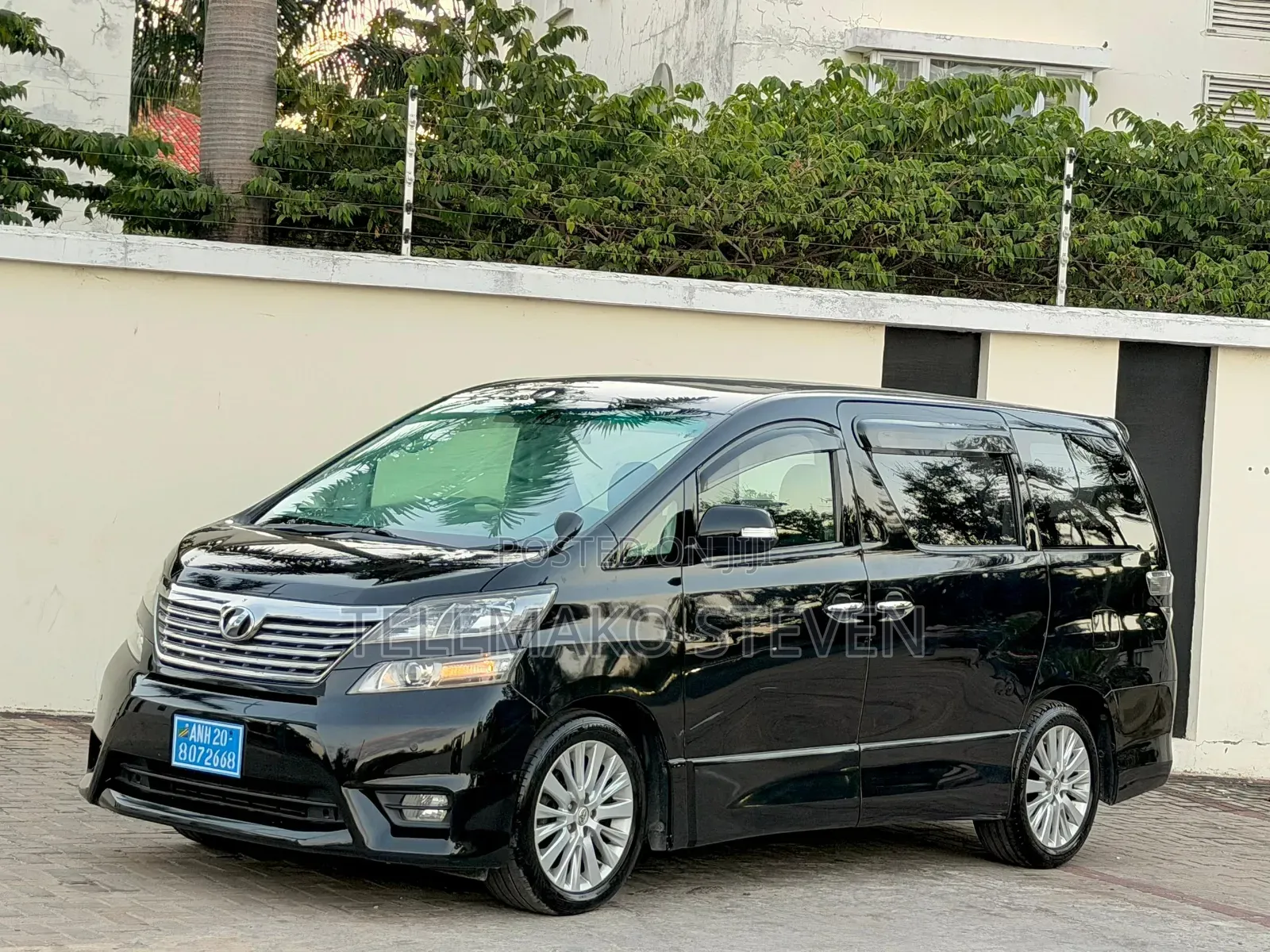 Toyota Vellfire 2009 Black