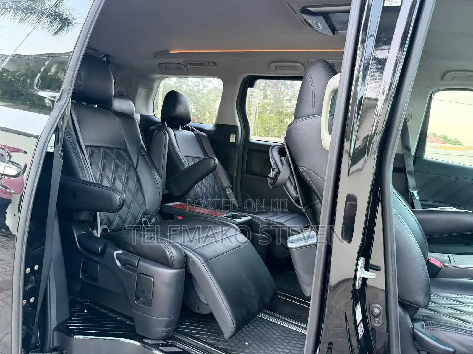 Toyota Vellfire 2009 Black