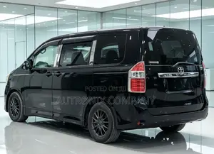 Toyota Noah 2.0 143hp YY AWD (5 Seater) 2007 Matt Black