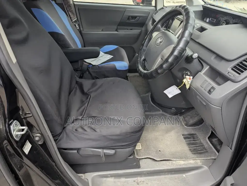 Toyota Noah 2.0 143hp YY AWD (5 Seater) 2007 Matt Black