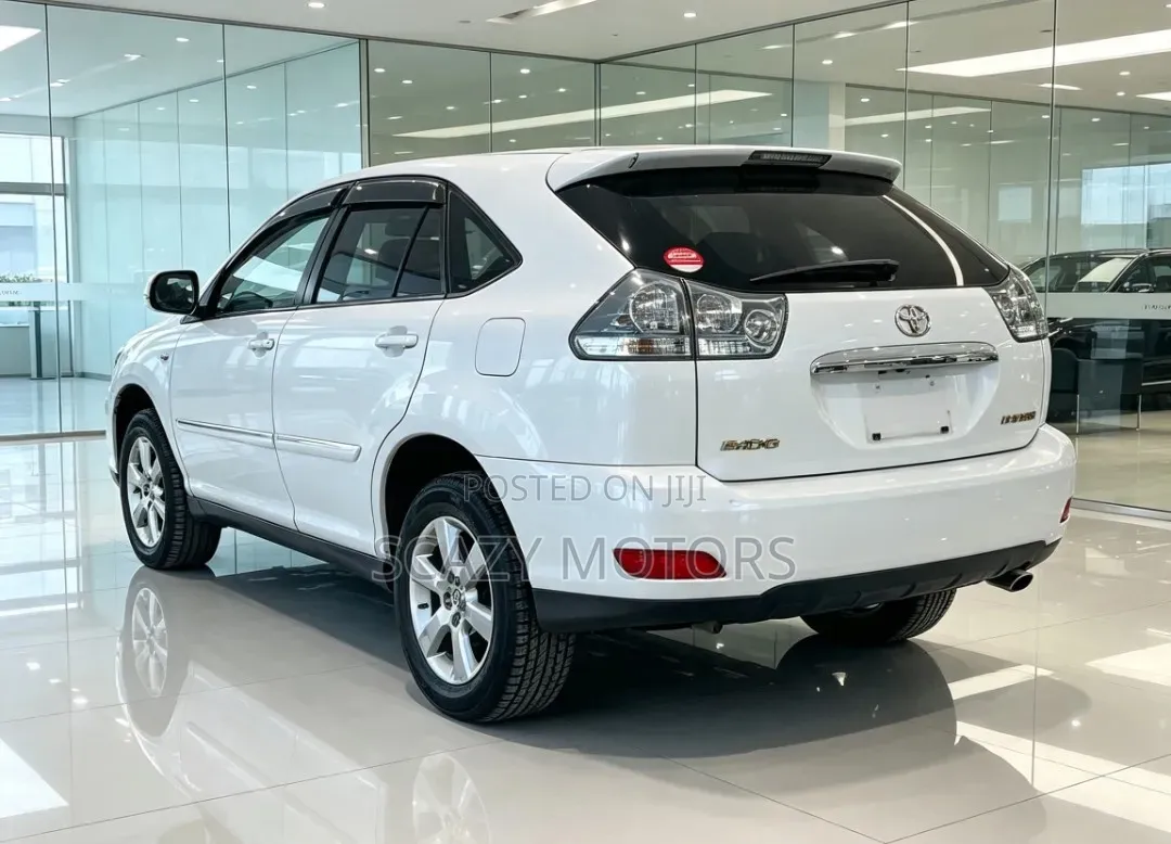 Toyota Harrier 2006 White