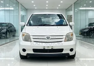 Toyota IST 2005 White