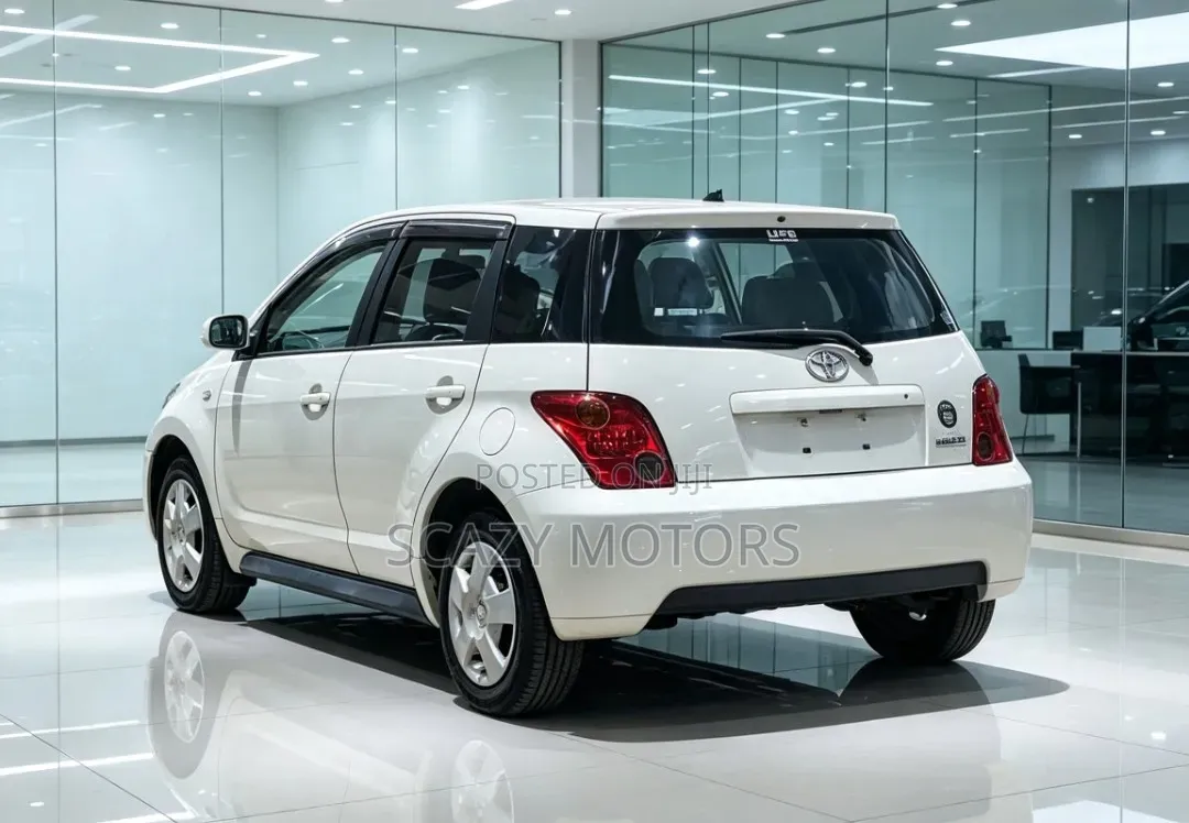Toyota IST 2005 White