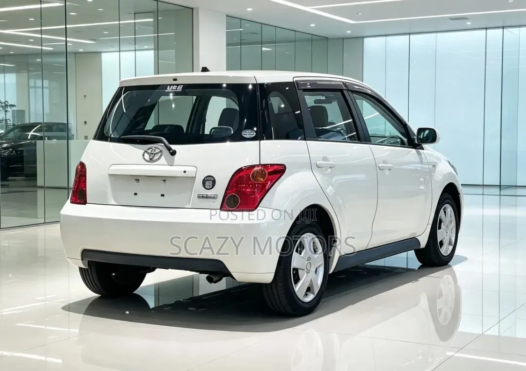 Toyota IST 2005 White