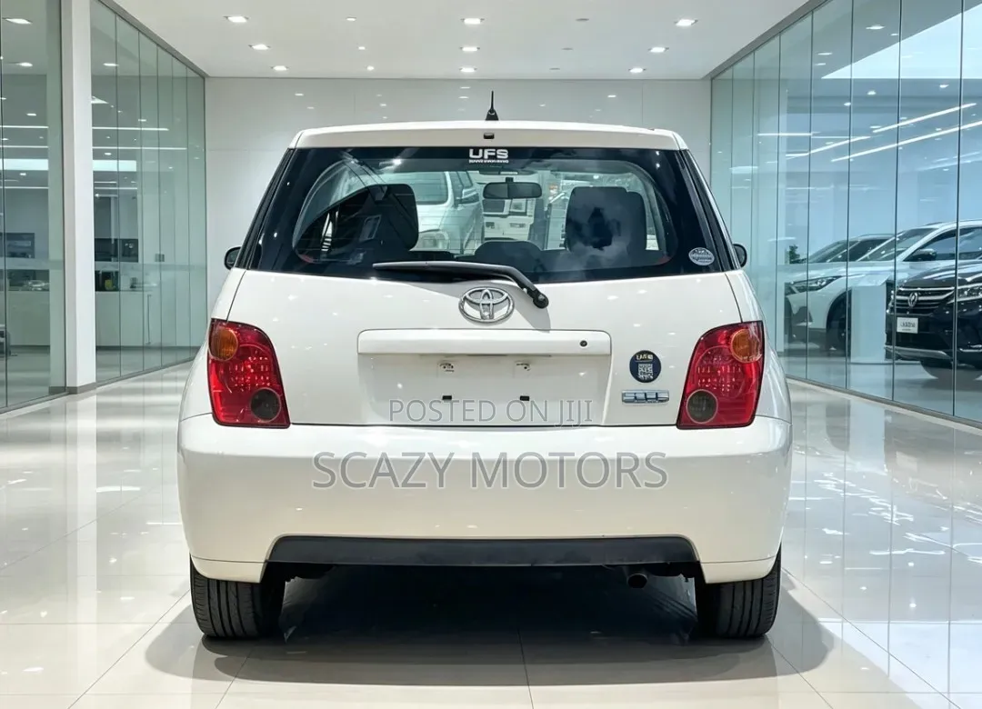 Toyota IST 2005 White