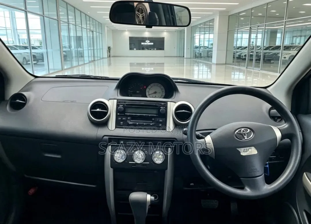 Toyota IST 2005 White