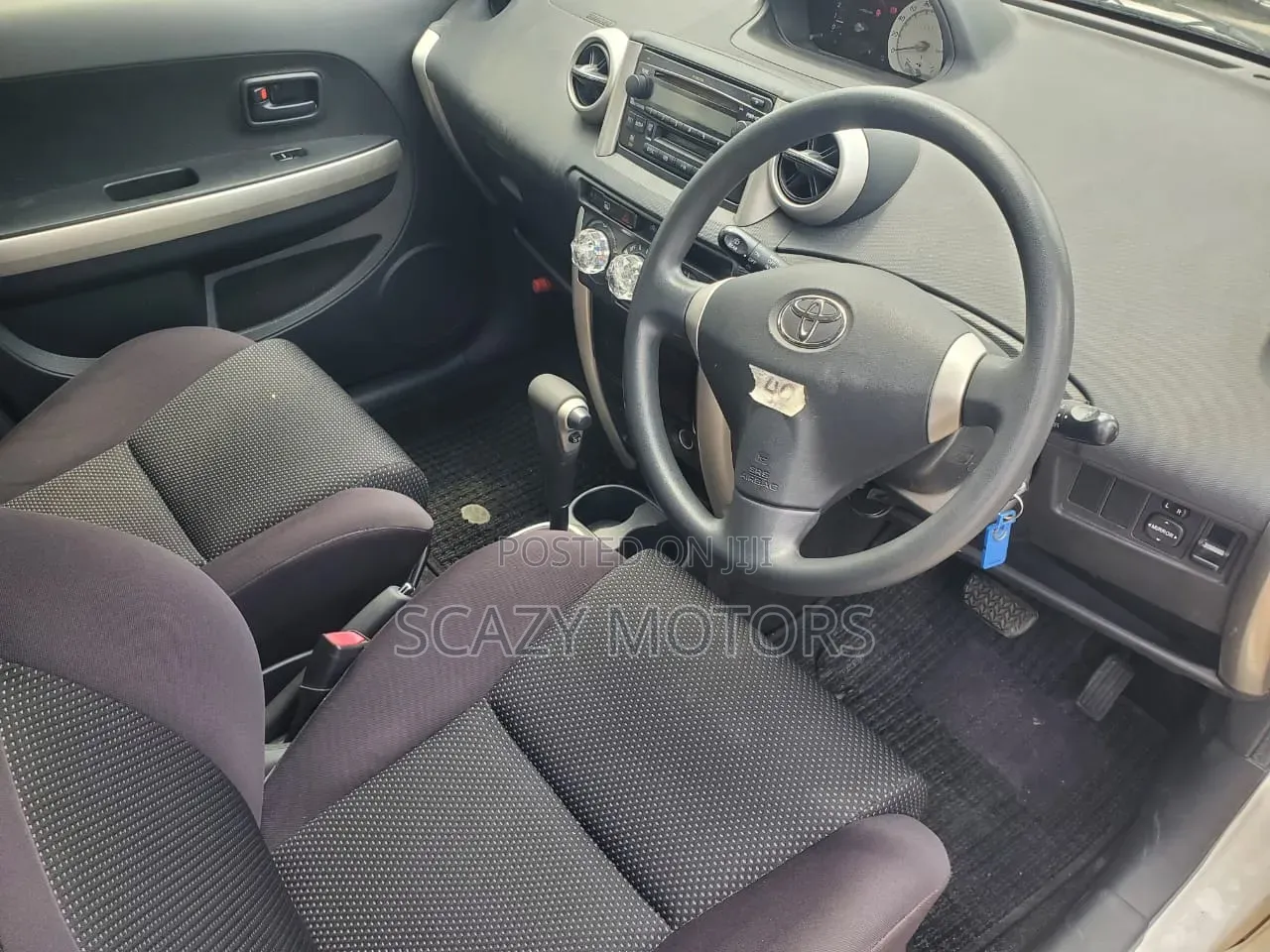 Toyota IST 2005 White