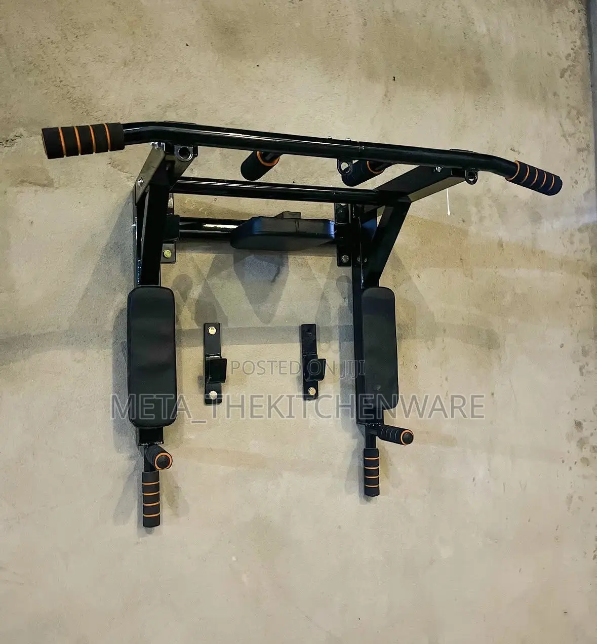 Wall Pull Up Bar