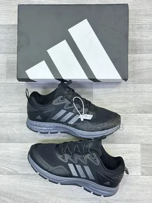 Town Shoes Pro