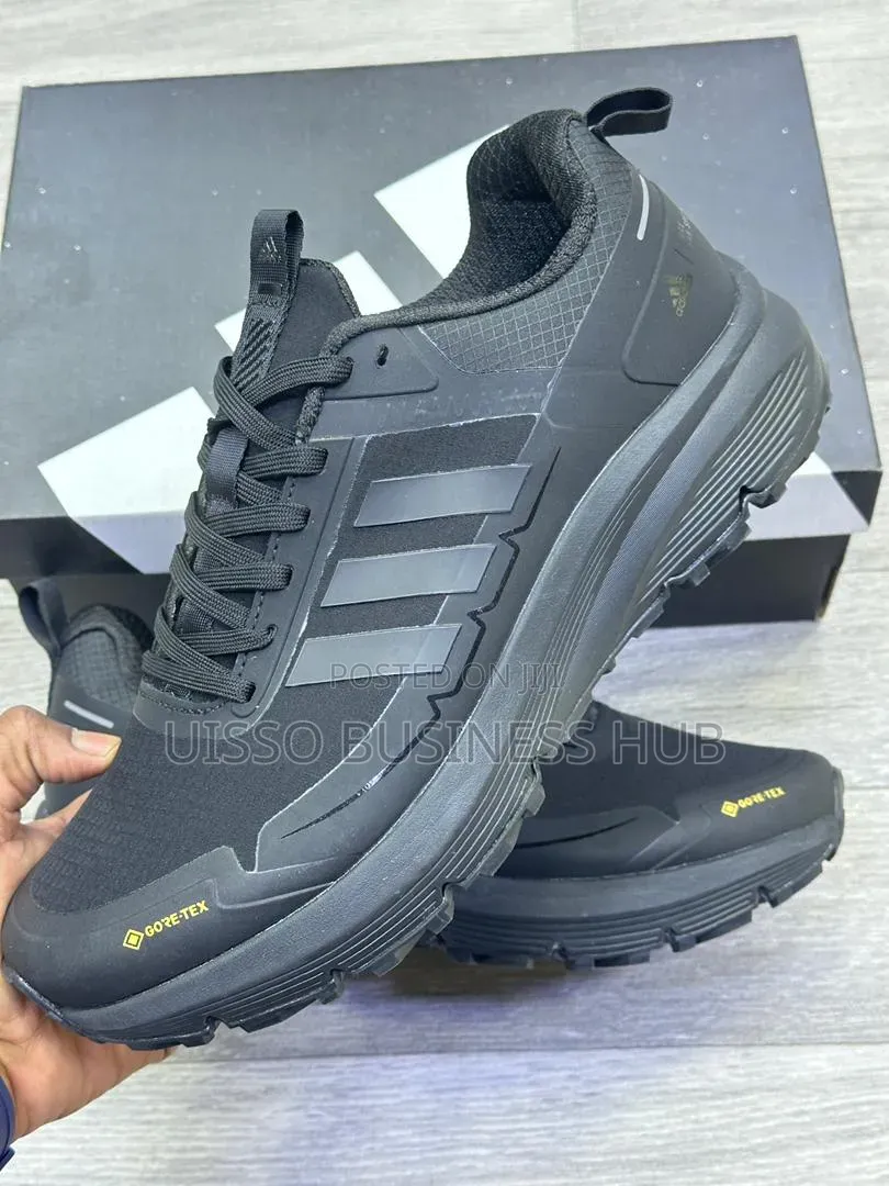 Town Shoes Pro